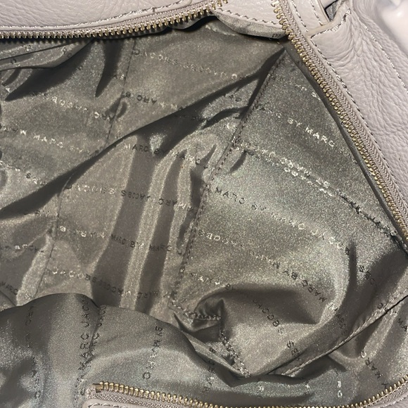 Marc Jacob’s Tote! - Picture 7 of 7